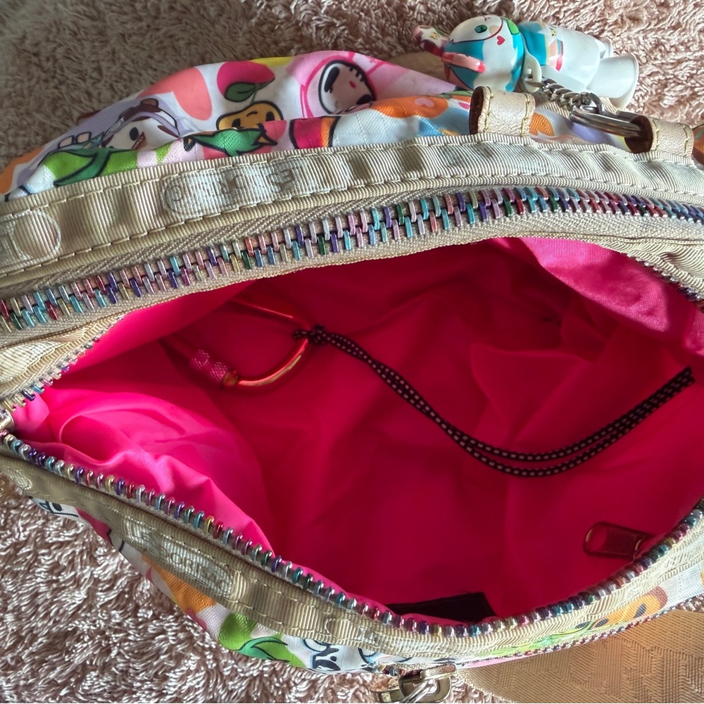 Tokidoki Colorful Character Print crossbody bag - Picture 5 of 8